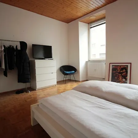 Apartament Trendy & Central - With Netflix, Best Location *