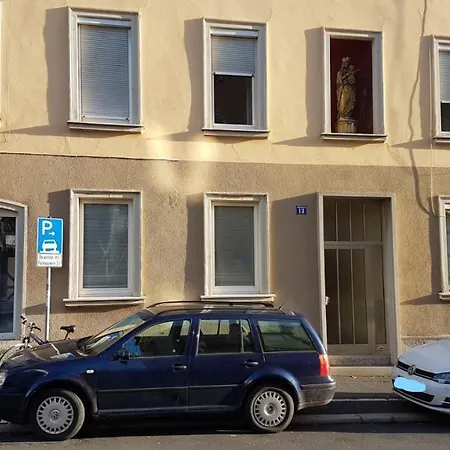 Trendy & Central - With Netflix, Best Location * Würzburg